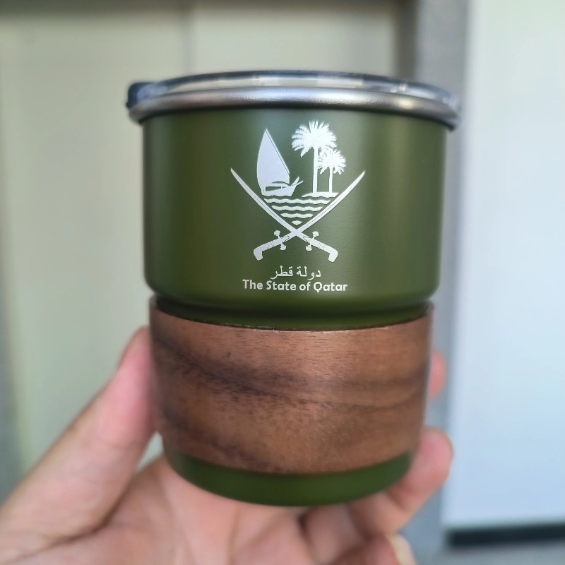 1 pcs The State of Qatar Logo  - đánh giá và giá Coffee Tea Name
